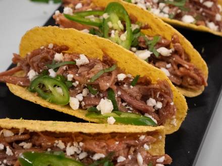 Tacos de boeuf effiloché épicé