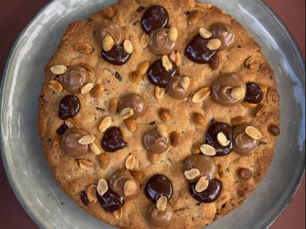 Cookie géant aux cacahuètes 